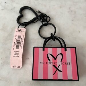 NWT - Victoria’s Secret Pink Stripe Shopping Bag Valentine Key Chain Heart Clasp